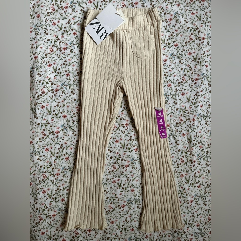 Zara NWT Ribbed Flare Leggings